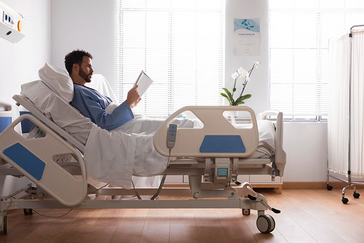 La comodidad de las camas hospitalarias en el paciente es fundamental para su recuperación.